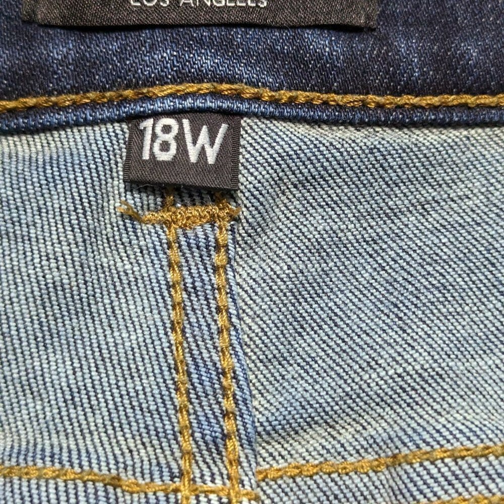 Judy Blue Slim Fit Women's Jeans Size 18 W Color Blue - Picture 8 of 10